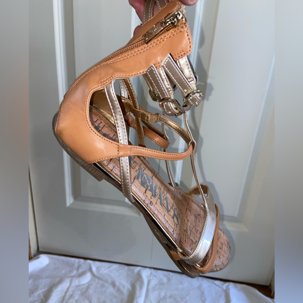 Women’s Sandals, Size 10 - Picture 2 of 9